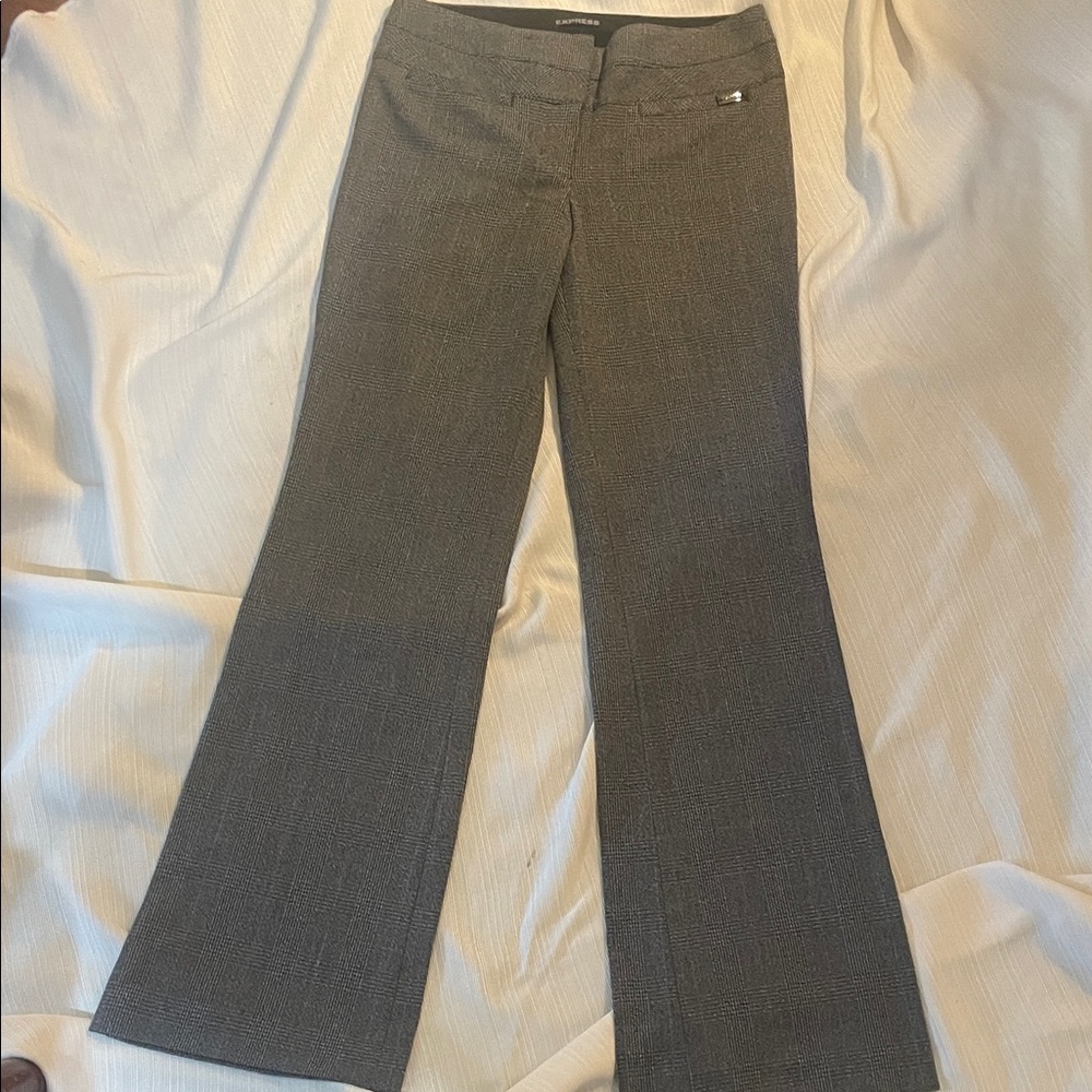 Express Women's Charcoal Flare Pants
